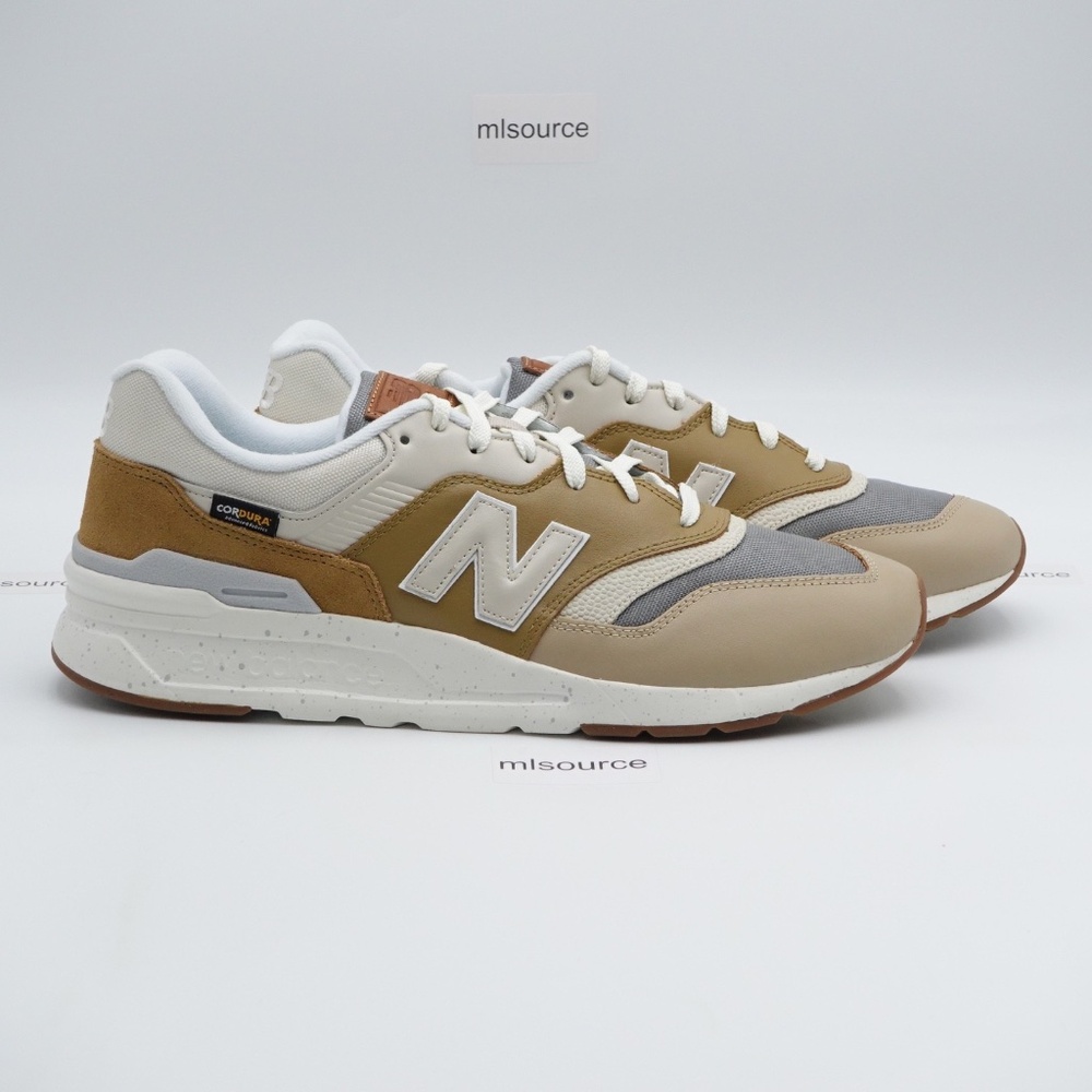 NEW Men's New Balance 997H Cordura Sneakers CM997HZZ Beige/White - Picture 2 of 12
